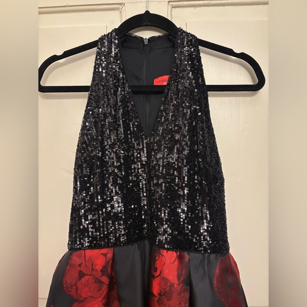 Carmen Marc Valvo Infusion V-Neck Halter Sparkle Satin Floral Gown - Picture 3 of 7